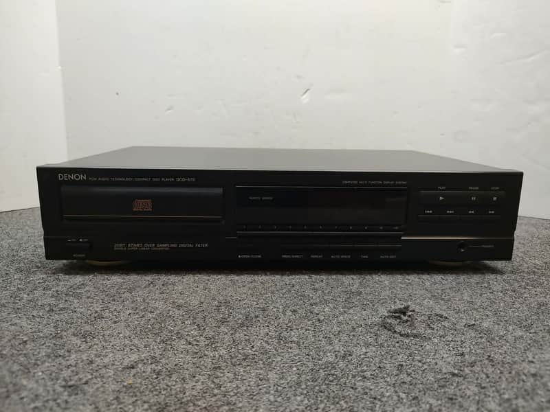 Denon DCD-570 20BIT PCM Audio CD Player 1990's - Black