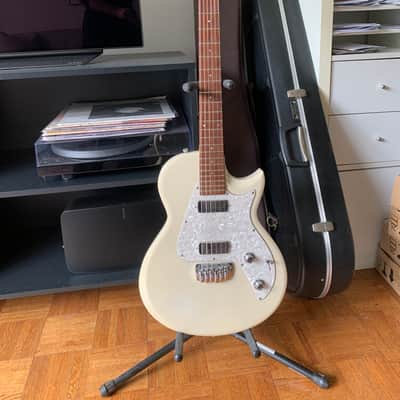 Taylor SB1-X Solidbody Classic with Top-Load Bridge 2007 - 2014 - Trans White image 1