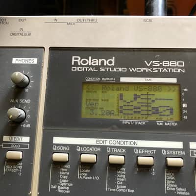 Roland VS880 - Grey image 3
