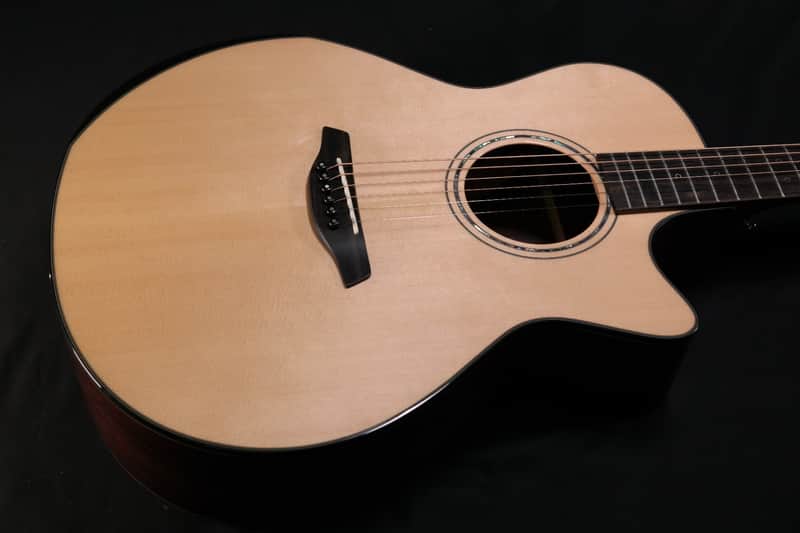 Furch Yellow Deluxe Gc-SR Gc w/ Bevel Duo (Spruce top) Hard case image 1