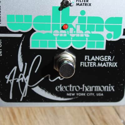 EHX "Andy Summers Walking On The Moon" image 11