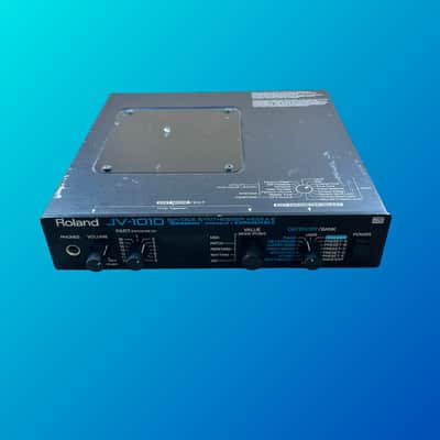 Roland JV-1010 64-Voice Synthesizer Module