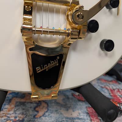 Gretsch G2627TG Streamliner Center Block 3-Pickup 2020 - 2021 - White image 9