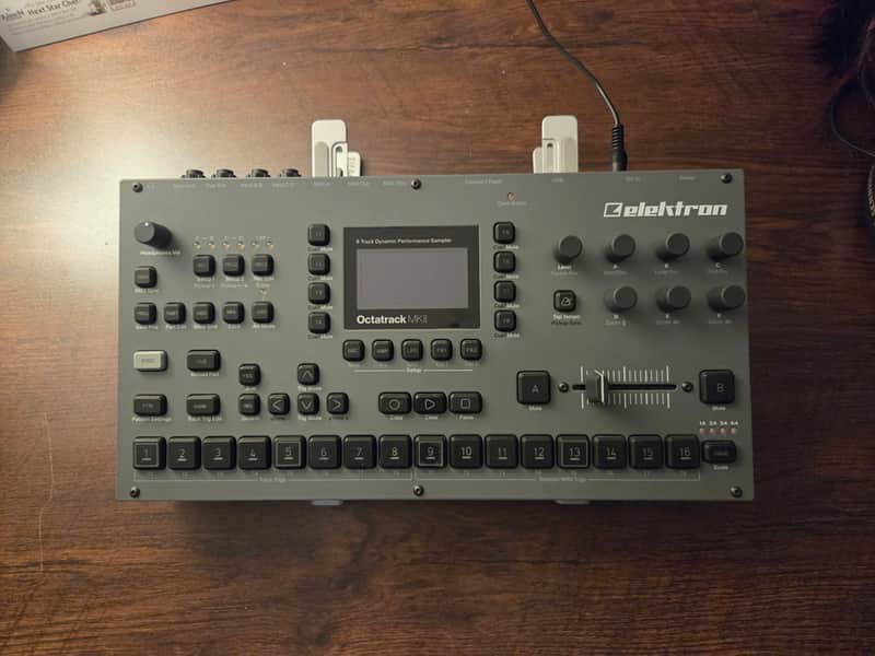 Elektron Octatrack MkII Dynamic 8-Track Performance Sampler 2017 - 2021 - Gray image 1