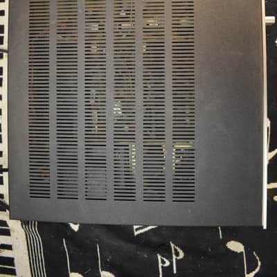 HH Scott 460A Integrated Stereo Amplifier - Silver image 3