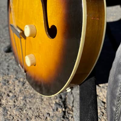 Harmony Rocket H53 DeArmond Pickup 1961 - Nitro Cellulose Lacquer Sunburst image 19