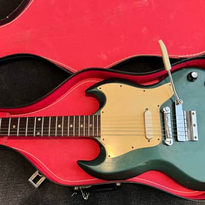 Gibson Melody Maker with Vibrola 1966 - 1970 - Pelham Blue image 21