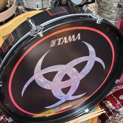 Remo ANIKA NILLES / RUSH 22" Triskelion Bass Drum Wall Display & Sticks image 2