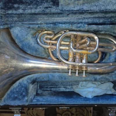 YAMAHA YMP-202M marching mellophone, VGood playing condition image 1