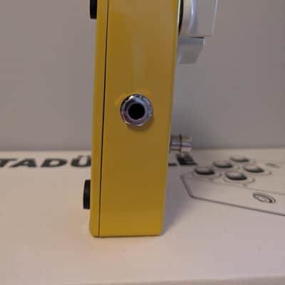 Mad Professor Mellow Yellow Tremolo image 4