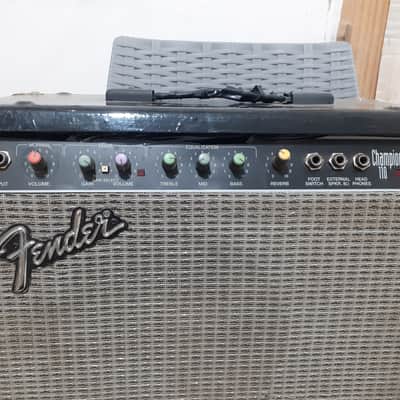 Fender Champion 110 – Model PR 225 – 25-Watt 1x10" Guitar Combo – Made in Mexico imagen 2