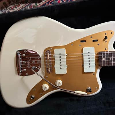 Squier J Mascis Jazzmaster with J Mascis Pickups, New Electronics, Fender Tremolo, Mustang Bridge and G&G Case image 11