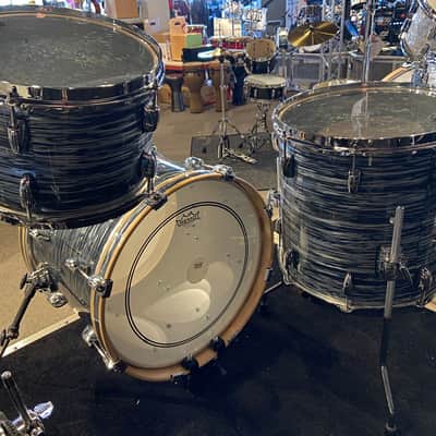 Gretsch RN2-R643 Renown 9x13 / 16x16 / 18x20" 3pc Shell Pack - Silver Oyster Pearl image 6