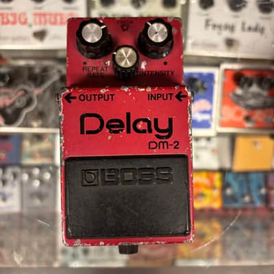 Boss DM-2 Delay Pedal | Reverb