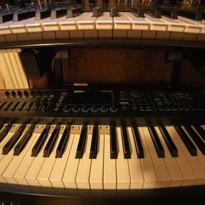 Roland FANTOM-08 88-Key Workstation Keyboard 2022 - Present - Black image 2