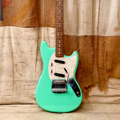 Fender MIJ Traditional 60's Mustang 2017 - Sea Foam Green image 1