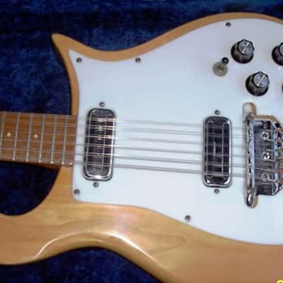 Rickenbacker 450/12 1967 Mapleglo image 7