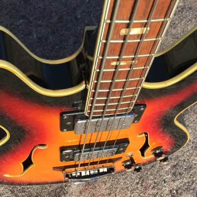 VOX VG4 1968 - Sunburst Semiacustic Bass 2 Pickups image 3