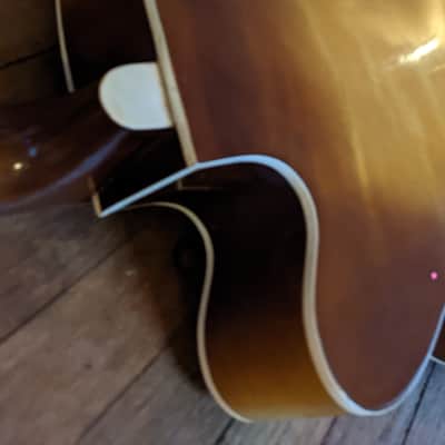 Lafayette V-31 Arched Top Hollow Body Guitar 1960s Sunburst Cutaway Japan  Teisco image 7