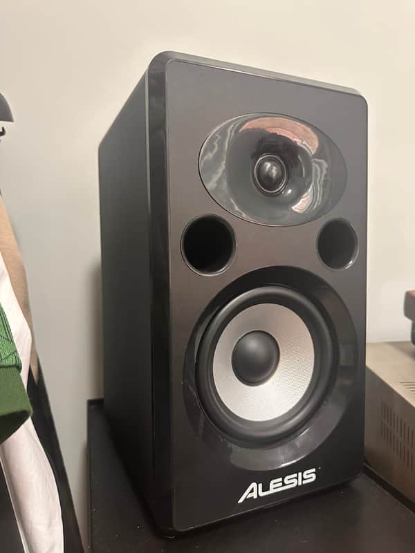 Alesis Elevate 6 Active Studio Monitors (Single) 2010s - Black image 1