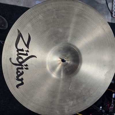 Zildjian 16" A Series Rock Crash Cymbal 1982 - 2012 - Traditional image 4