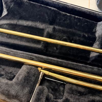 Yamaha YSL-445G Intermediate Trombone w Case image 9