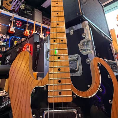 Peavey T-60 with Maple Fretboard 1978 - 1988 - Natural image 4