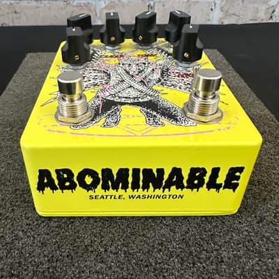 Abominable Electronics Hail Satan Deluxe Fuzz Pedal - Yellow image 4