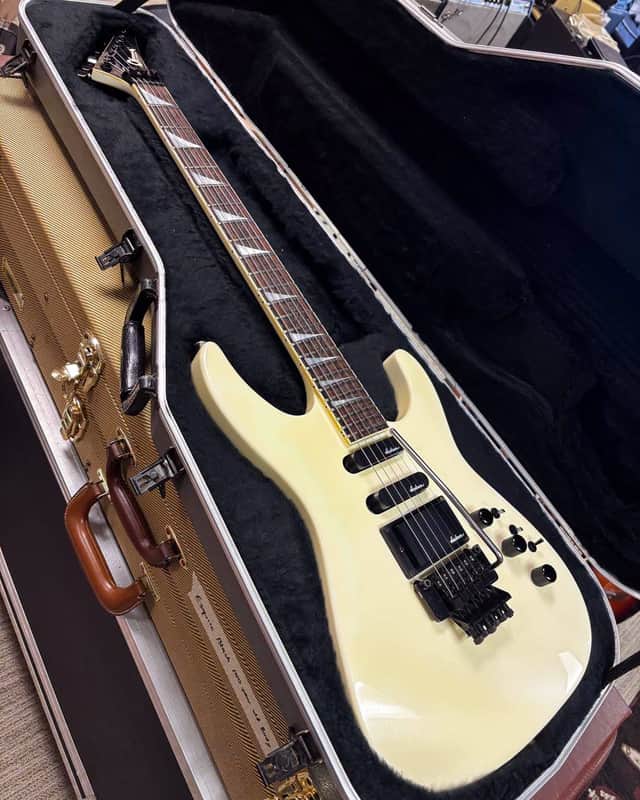 Charvel Model 6 HSS with Rosewood Fretboard 1986 - 1989 - Pearl White image 1