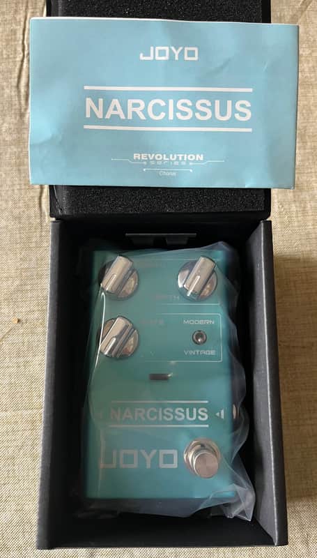 JOYO Chorus Pedal Multiple Chorus Effects Semi-Analog Circuit From Surreal Deep Tone to Fierce and Vintage Distortion for Electric Guitar (NARCISSUS R-22) image 1