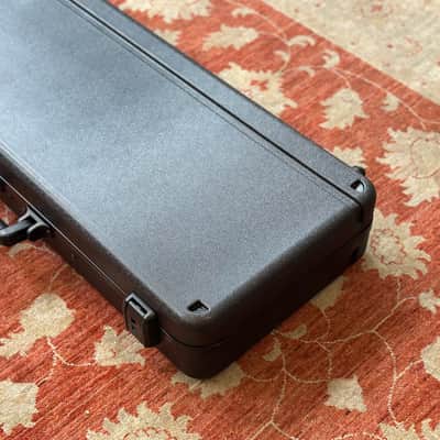 Paul Reed Smith Multifit D2 Moulded Hard Case image 6