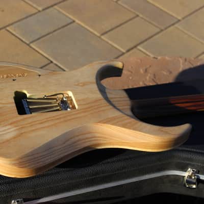 Skervessen Kallisti III 2015 Dragon burst image 20
