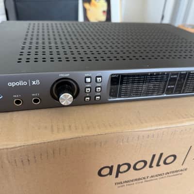 Universal Audio Apollo x8 Thunderbolt 3 Audio Interface 2018 - Present - Black image 2