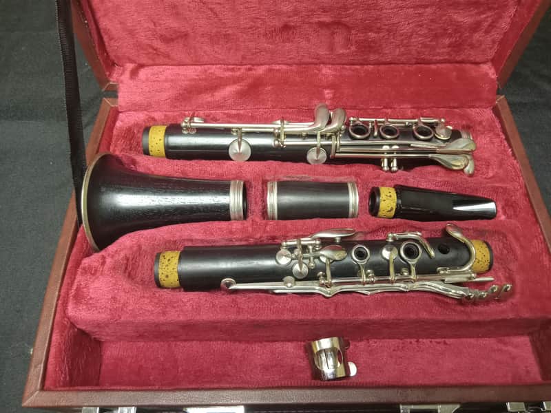 Buffet Crampon Intermediate Wooden Clarinet serial 1233994 - Black image 1