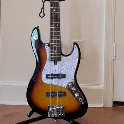 Bacchus WJB- Mini Jazz Bass Mid-20s - Thre tone sunburst image 1