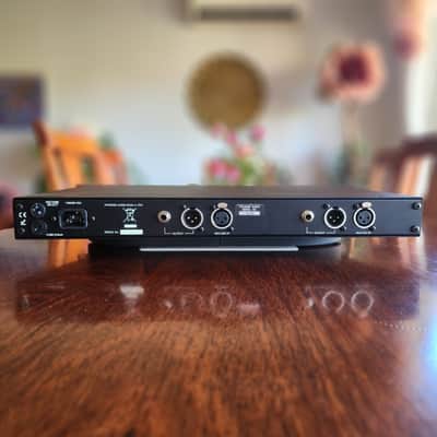 Phoenix Audio DRSQ4 MKII - Dual Mono A Class Mic Pre with 4 Band Gyrator EQ image 9