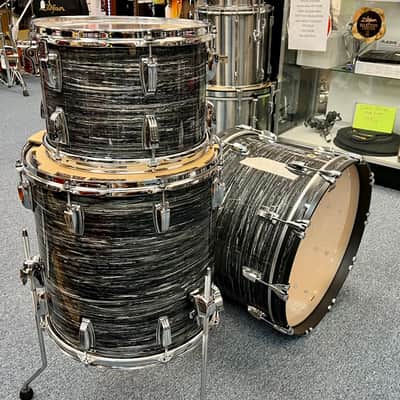 Ludwig Classic Maple Fab 3 Piece Shell Pack, Vintage Black Oyster - Floor Display image 2