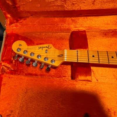 Fender American Ultra Luxe Vintage '50s Stratocaster 2025 - Present - 3-Color Sunburst image 5