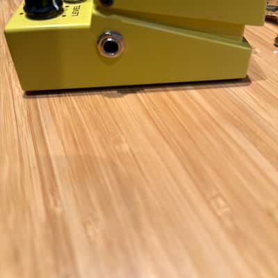 Boss SD-1 Super OverDrive (Silver Label) 1997 - Present - Yellow image 4
