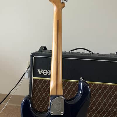 Fender American Deluxe Stratocaster FMT HSS 50th Anniversary with Ebony Fretboard 2004 Cobalt Blue Transparent image 5