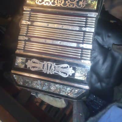 Alfred Arnold Rare Chemnitzer Concertina antique date unknown, gorgeous 1890-1930 - Black with mother of pearl inlays image 4