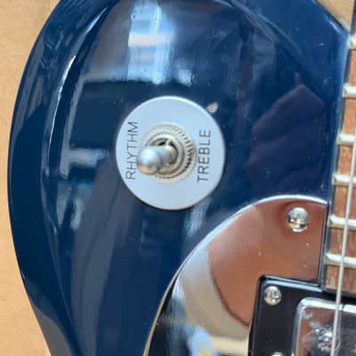 Keith Urban “Urban” Limited Edition Electric Guitar – Numbered 2,788 / 11,100 – Blue Burst – B-Stock image 8