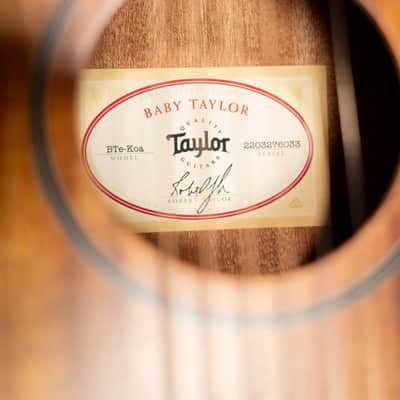 Taylor BTe-Koa Baby Taylor Acoustic/Electric Guitar with Gig Bag image 13