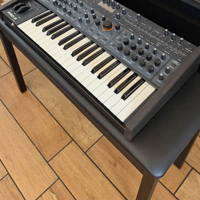 Sequential Pro 3 37-Key 3-Voice Monophonic / Paraphonic Synthesizer 2020 - Present - Black image 7