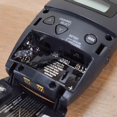 Listen Technologies LR-400 Portable Display RF Receiver (church owned) CG00KSP image 7
