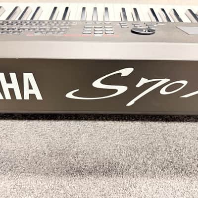 Yamaha S70XS 76-Key Balanced Hammer Action Synthesizer / Stage Keyboard 2015 image 10