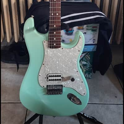 SALE! Tom delonge Fender Relic 2002 激レア 2002 Fender Tom Delonge Signature Model Stratocaster Seafoam Surf