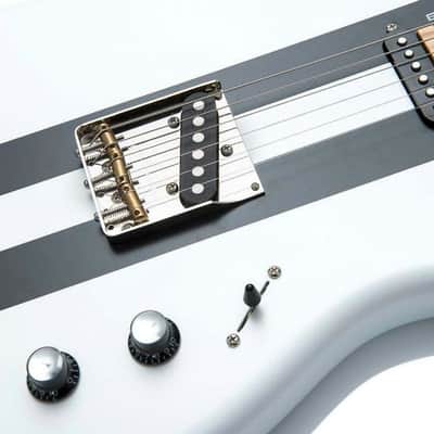 Tausch Guitars 665 `Black Stripes ́ image 2