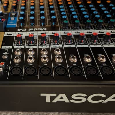 TASCAM Model 24 Multitrack Recorder / Mixer / USB Interface 2018 - Present Black with Wood Cheeks image 8