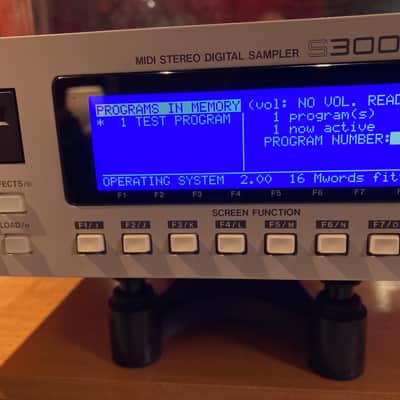 Akai S3000XL Sampler - New high-contrast LED-backlit display! image 9